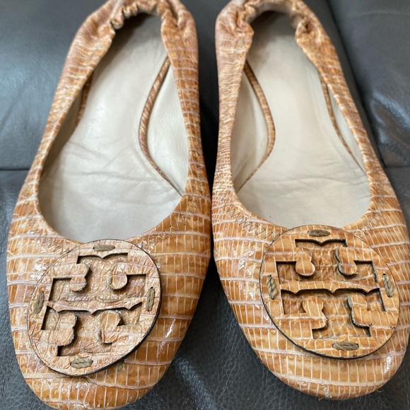 Tory Burch Flats!! - Picture 1 of 3